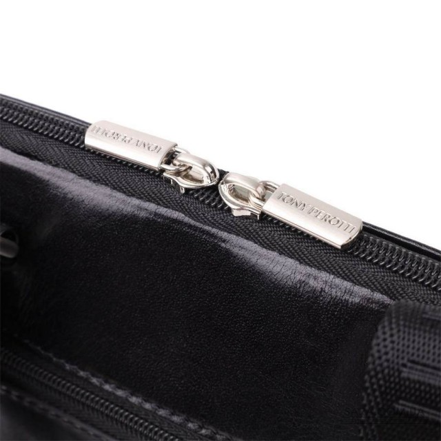 Чоловіча сумка через плече з гладкої натуральної шкіри Tony Perotti 20855_1 (9137-20 nero) Чорний Чоловіча сумка через плече з гладкої натуральної шкіри Tony Perotti 20855_1 (9137-20 nero) Чорний