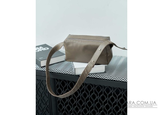 Кожаная женская сумка «Feit» кофейная WeLassie