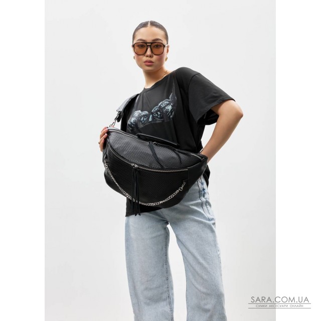 Жіноча чорна шкіряна cумка-бананка під ноутбук Sambag Urban Laptop Жіноча чорна шкіряна cумка-бананка під ноутбук Sambag Urban Laptop