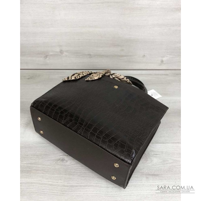 Класична жіноча сумка Бьянка коричневого кольору зі вставкою коричневий крокодил WeLassie дешево Класична жіноча сумка Бьянка коричневого кольору зі вставкою коричневий крокодил WeLassie дешево